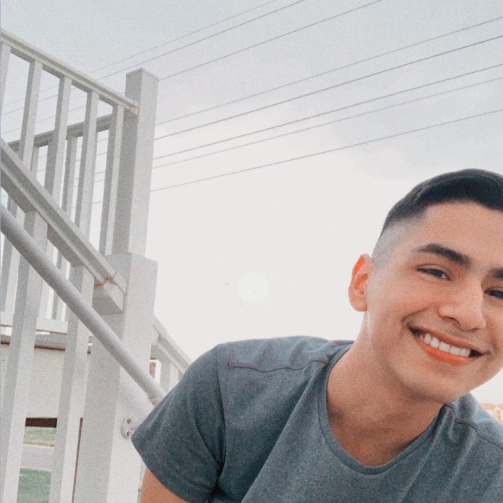 Meet your Posher, Andres